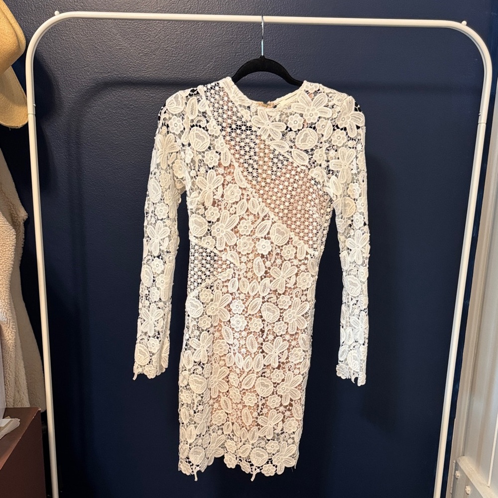 Selfie Leslie Bride Dress